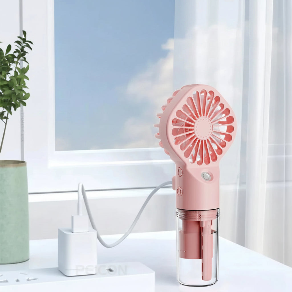 Mini ventilateur avec brumisateur intégré