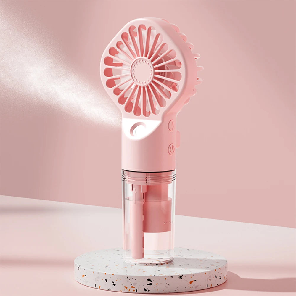 Mini ventilateur avec brumisateur intégré